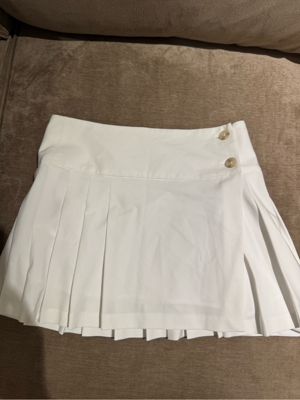Aritzia Sunday Best White Pleated Mini Skirt with Button Waist